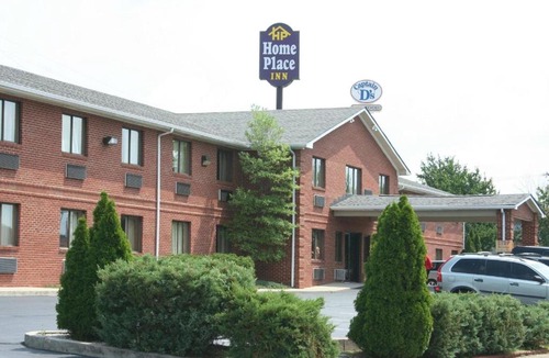 Nicholasville Hotel | Home Place Inn