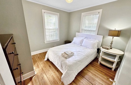 New Albany Cottage | Home/PrivateYard/Walk2TrailDowntown