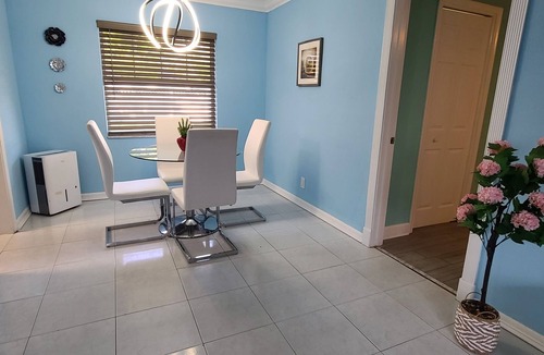 Coral Springs House | Home Resort