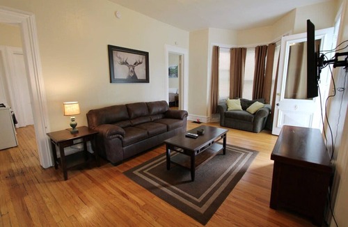Oneonta Apartment | Home Run Apt 2 All Star Baseball Rentals