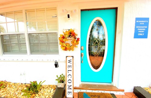 Richmond Heights House | Home: sleeps up to 12. Exudes an aura of serenity. (Outdoor Meditation-Yoga-Zen)