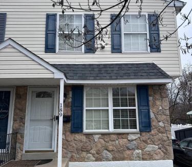 Ridley Park House | Home Stay