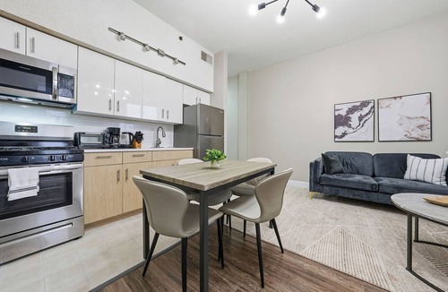 Downtown Apartment | Home-style 1BR perfect for long visits