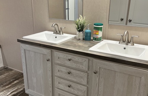 Russellville House | Home suite mobile home