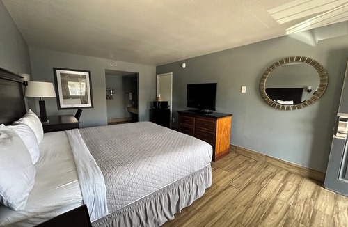 Wetmore Hotel | Home Suites Hill Country
