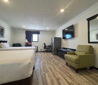 Thief River Falls Hotel | Home Suites