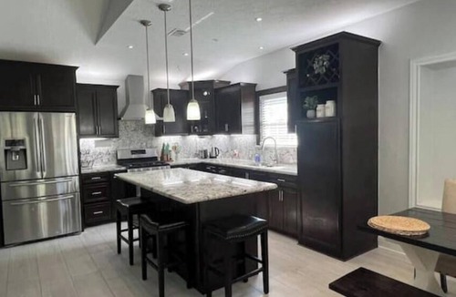 Houston House | Home Sweet Home Central