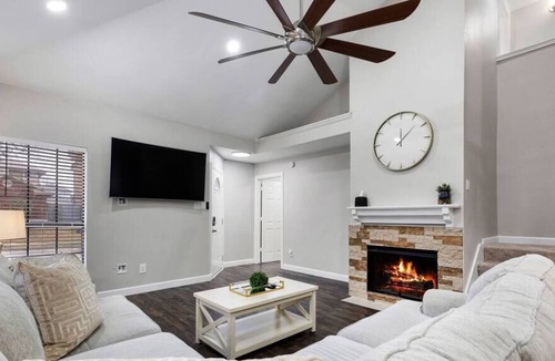 North Central Carrollton House | HOME SWEET HOME w/ Garage&Patio