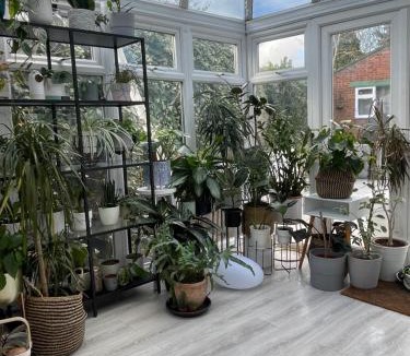 Waltham Cross House | Home to home