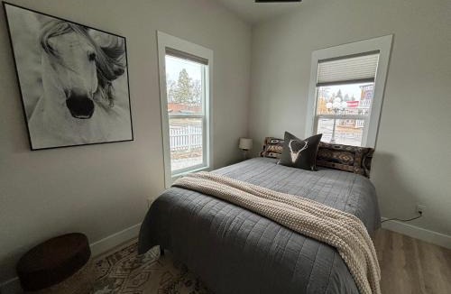 Darby House | Home Town Mountain Lodging