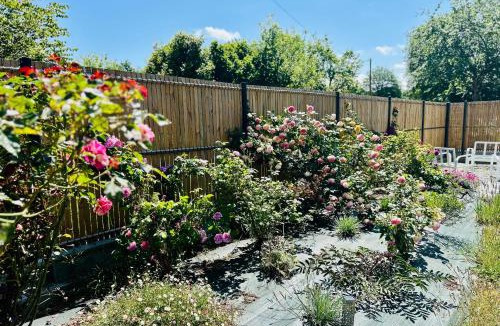 Lanouee House | Home Vert La Suite