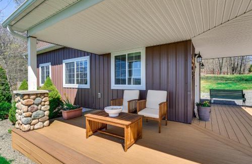 Town of Milo Apartment | Home w/Lake Views on Finger Lakes Wine Trail