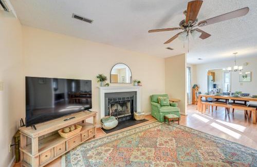 Winston - Salem House | Home w/Large Yard: 6 Mi to Dtwn Winston-Salem!