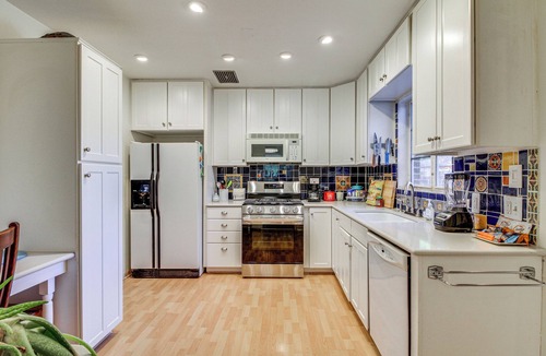 Parkland Hills House | Home w/Patio: Near Nob Hill, UNM & Kirtland AFB!