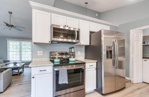 Downtown House | Home w/Pet-Friendly Yard, 1 Mi to Dtwn Raleigh!