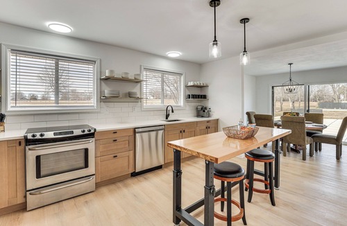Nevada House | Home w/Pickleball Court, 3 Mi to Nevada Speedway!