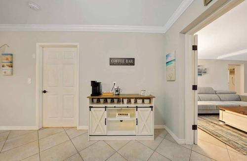 Deerfield Beach House | Home w/pool By Dream Vacation unit DFS