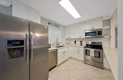 Deerfield Beach House | Home w/pool By Dream Vacation unit DFS