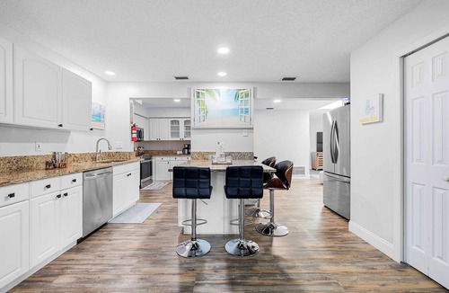 Pinellas Park House | Home w/private pool & fire pit w/pet‑friendly