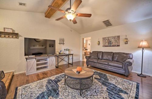 South Oklahoma City House | Home w/Screened Porch ~ 10 Miles to Dtwn OKC!