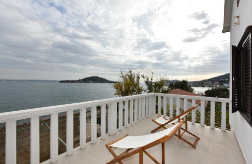 Preko Apartment | Home with a unique view