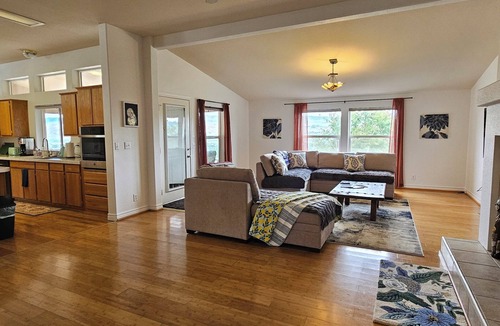 West Wenatchee House | Home with a View in a Serene Setting