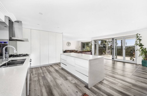 St Ives Chase House | Home with Panoramic viewsn