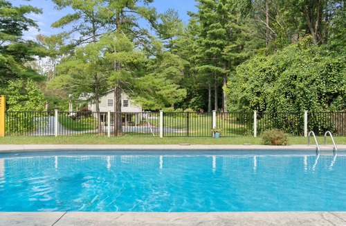 Stockbridge House | Home with Pool on 10 Acres