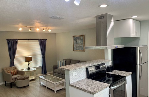 South Bradenton House | Home with private heated pool