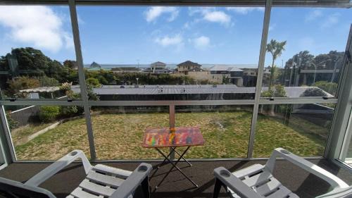 New Plymouth House | Home with sea views