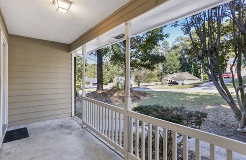 Cypress House | HOME WITH STUNNING VIEWING