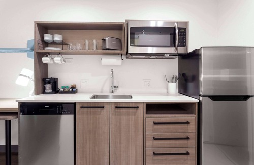 Lake Jackson Hotel | Home2 Suites By Hilton Lake Jackson