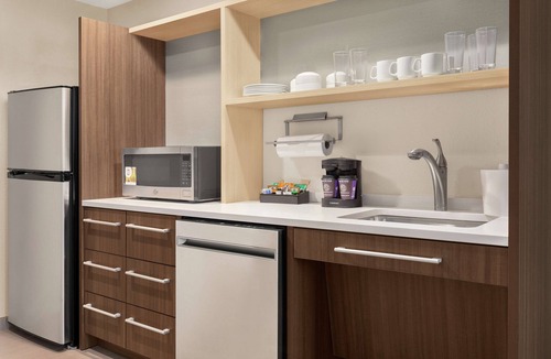Hillandale Hotel | Home2 Suites by Hilton Silver Spring