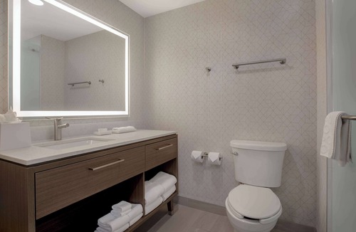 Thunder Bay Hotel | Home2 Suites By Hilton Thunder Bay