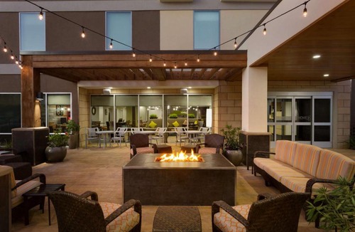 Shenandoah Hotel | Home2 Suites by Hilton Shenandoah The Woodlands
