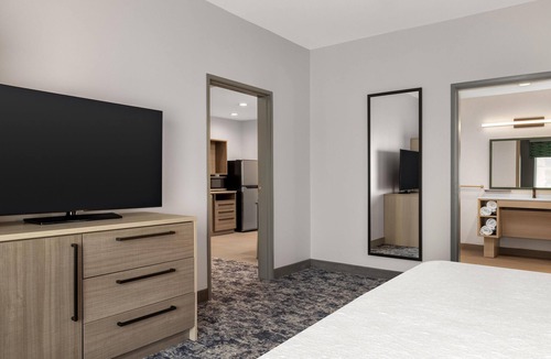 Lake Worth Hotel | Home2 Suites By Hilton Fort Worth Lake Worth