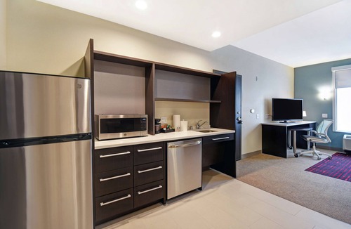 Beloit Hotel | Home2 Suites by Hilton Beloit