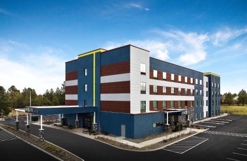 Larkspur Hotel | Home2 Suites By Hilton Bend, Or