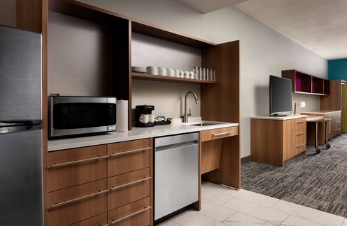 Larkspur Hotel | Home2 Suites by Hilton Bend