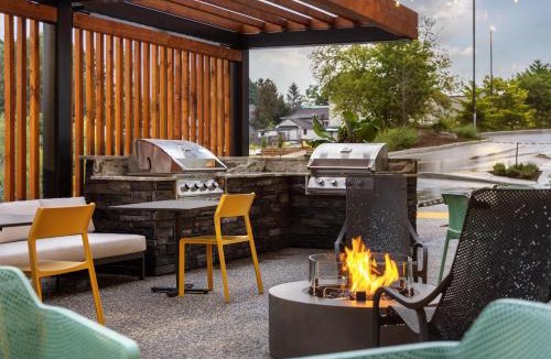 Woodstock Hotel | Home2 Suites By Hilton Woodstock On