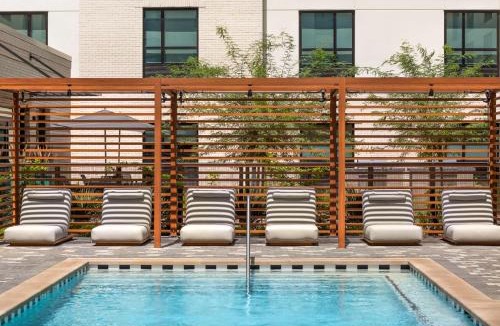Holly Hotel | Home2 Suites By Hilton East Austin - near Downtown and UT