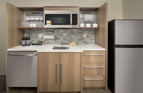 Edison Hotel | Home2 Suites by Hilton Edison