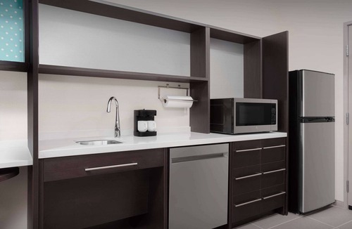 Bonanza Hotel | Home2 Suites By Hilton Laredo North