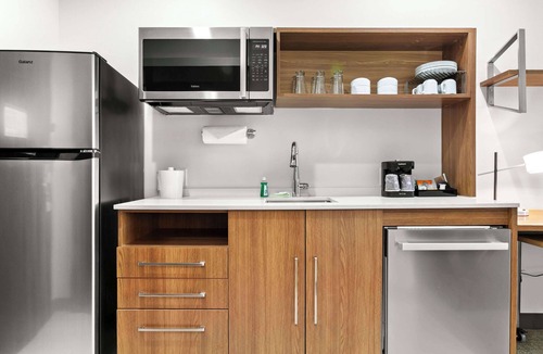 Warehouse District Hotel | Home2 Suites by Hilton Phoenix Downtown