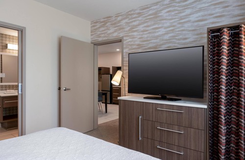 Southeast Salem Hotel | Home2 Suites by Hilton Salem