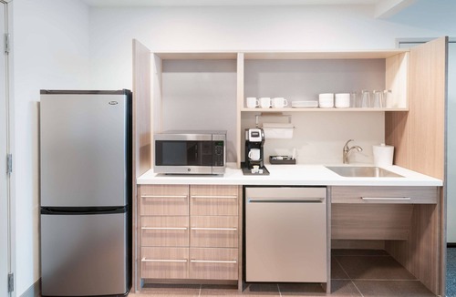 Brunswick Hotel | Home2 Suites by Hilton Brunswick