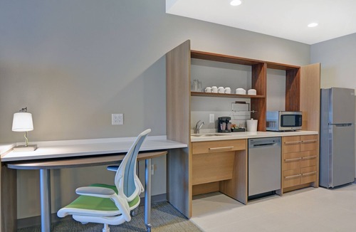 Charleston Hotel | Home2 Suites by Hilton Charleston Daniel Island