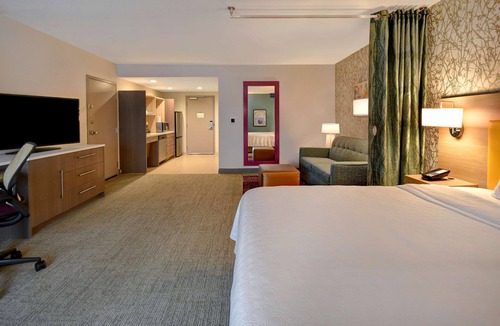Eau Claire Hotel | Home2 Suites by Hilton Eau Claire South