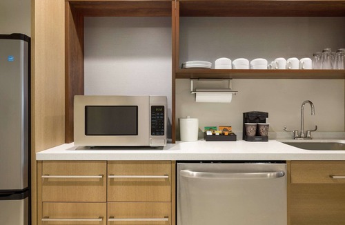 Ballenger Creek Hotel | Home2 Suites by Hilton Frederick