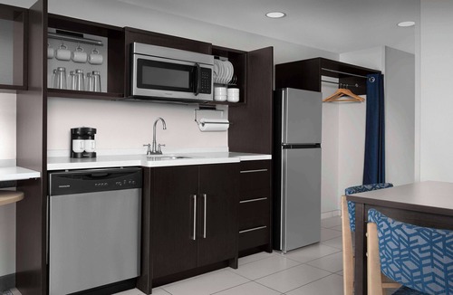 Greensboro Hotel | Home2 Suites by Hilton Greensboro Airport, NC
